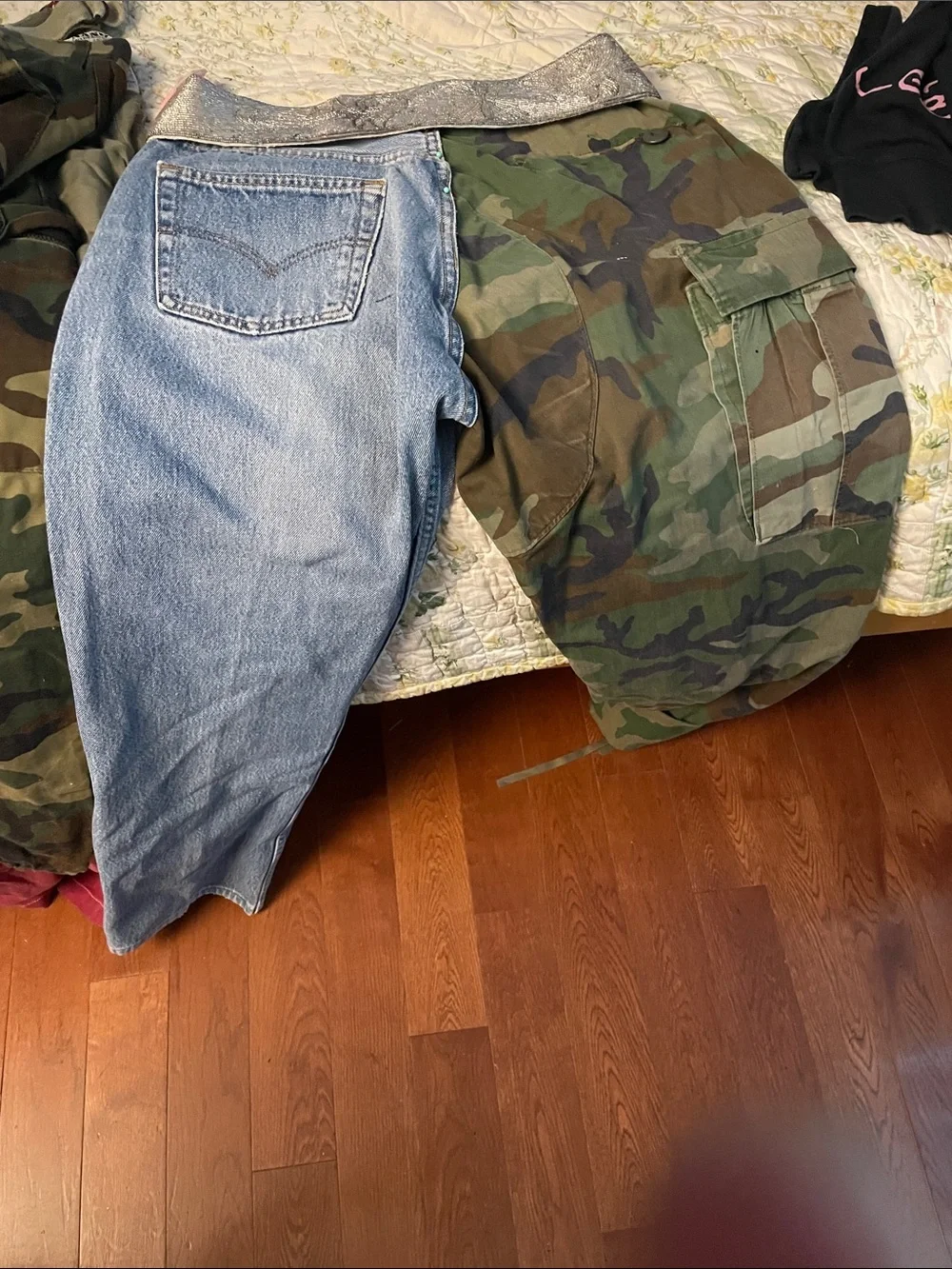 G-Jeans 2 piece. Flash $89